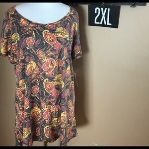 Lularoe Classic T shirt!